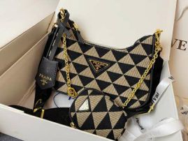 Picture of Prada Lady Handbags _SKUfw122260610fw